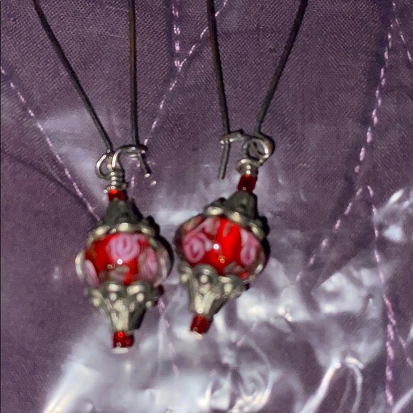 Earrings - Picture 2 of 3